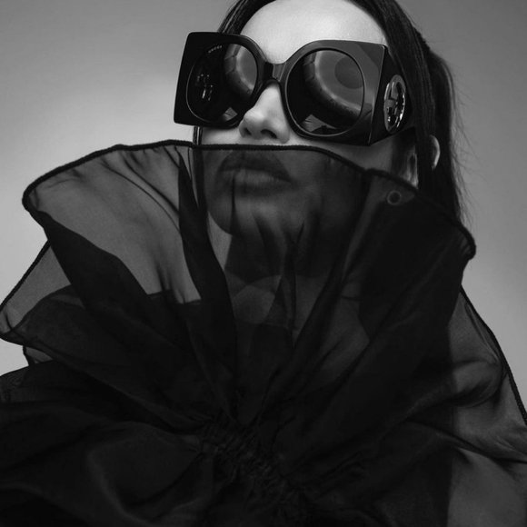 Gucci GG1254S 001 Square Sunglasses - Black/Grey - Picture 4 of 12